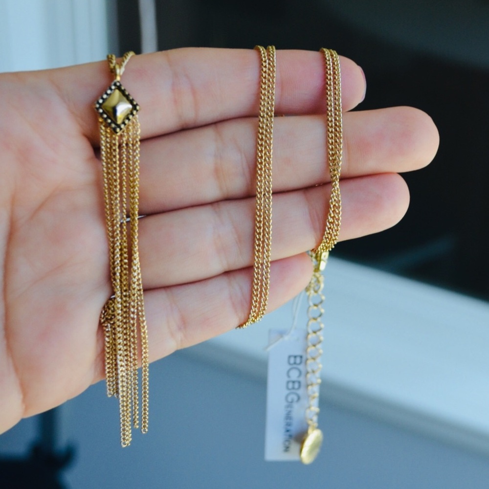 BCBGENERATION Gold Fringe Pendant Necklace